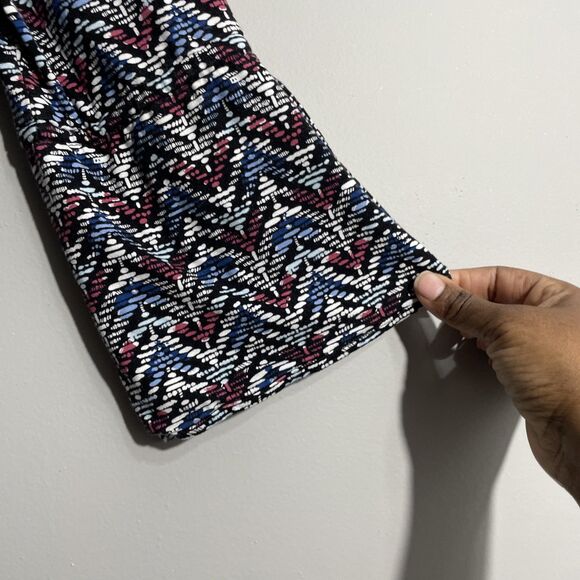 Chico’s Women’s Dress 3 Slit Bell Sleeve Jersey Knit Chevron Print 16/18 - Picture 6 of 10